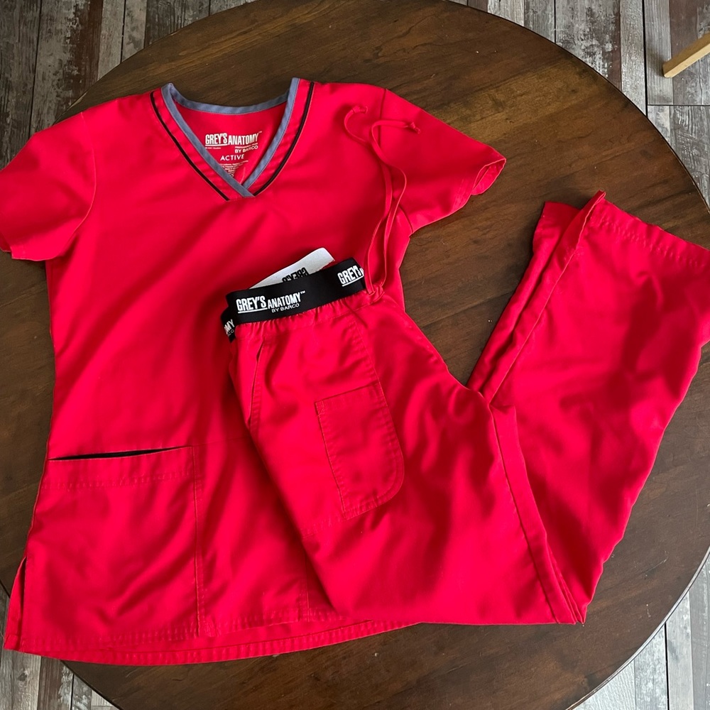 Small Greys Anatomy by Barco scrub set